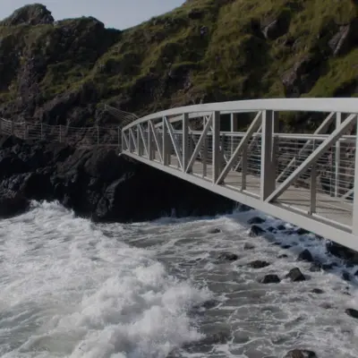 bus to the gobbins cliff path
