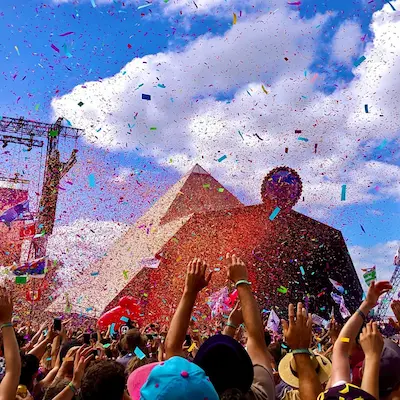 bus to glastonbury